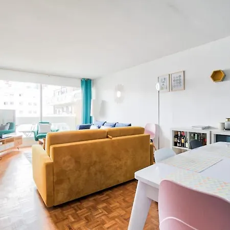 Dominos - La Defense Family 10p *